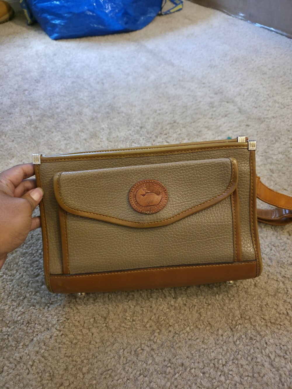 Dooney & Bourke